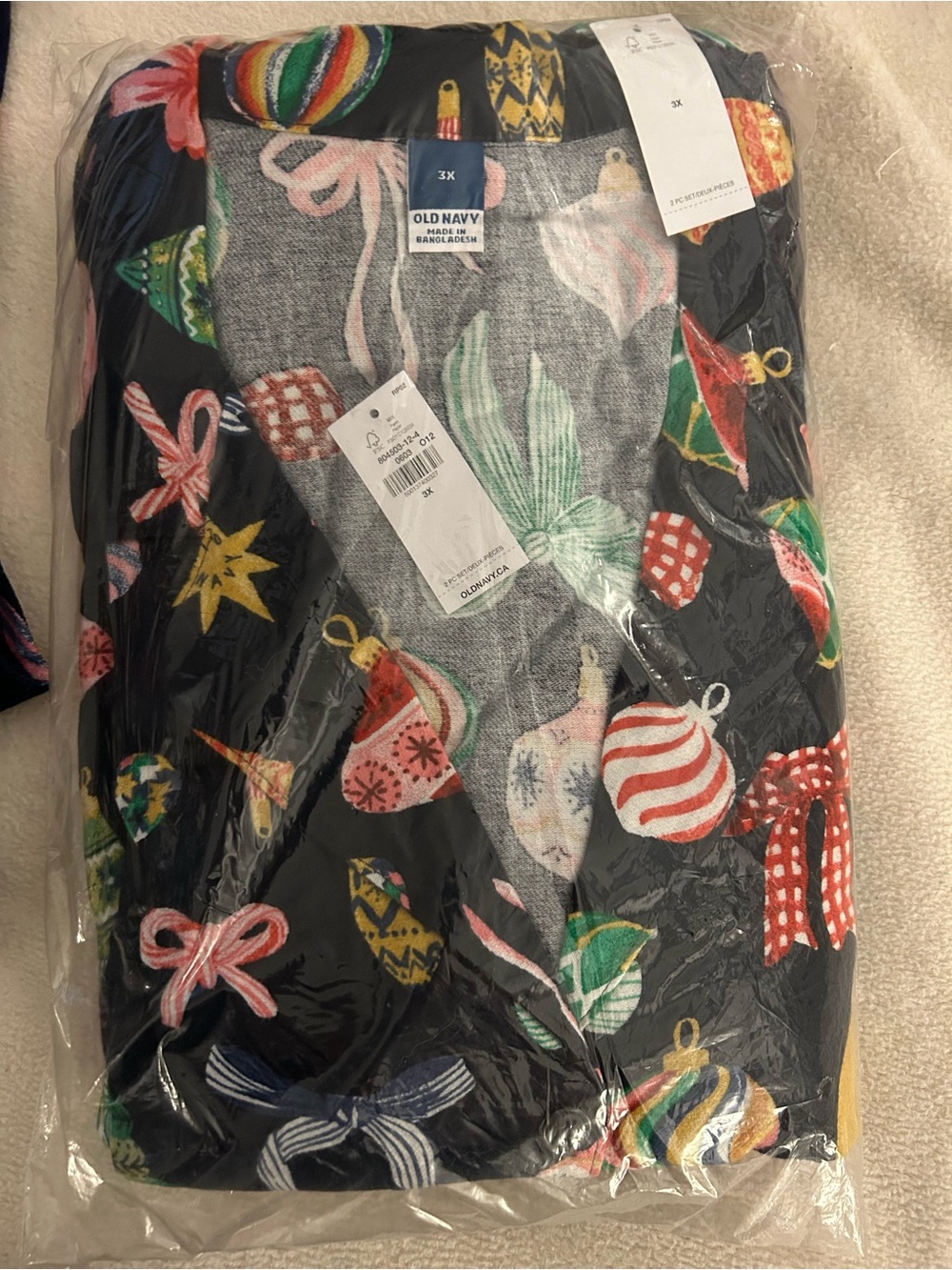 Holiday Printed Flannel Pajama Pant Set for Women & Scoop Neck Waffle Pajama Top